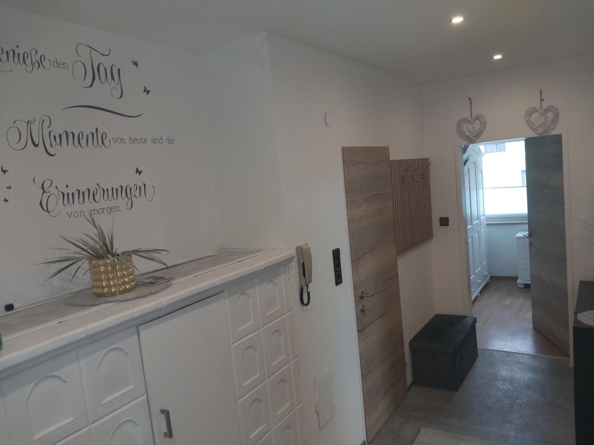Homew4 - Sonnenschein Appartement *